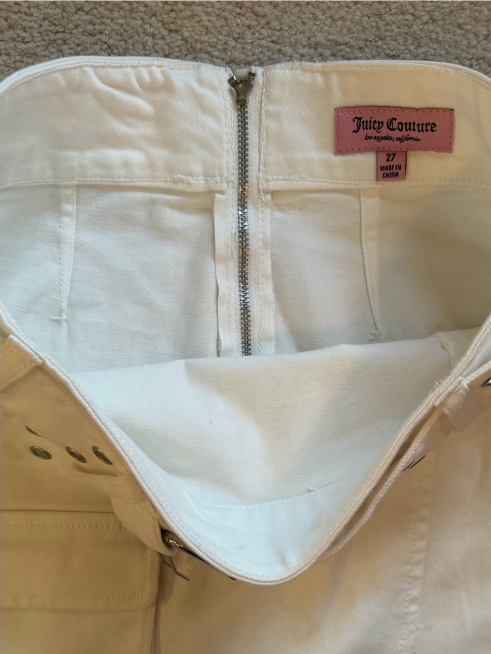 Juicy Couture White Cargo Mini Skirt with Belt, 27 NWOT - Picture 7 of 7